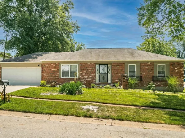 9124 Mellowridge Ct, Saint Louis, MO 63136