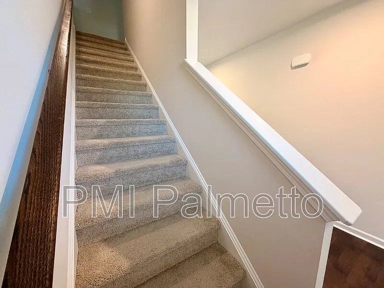 1074 Cornelia St — Photo 12
