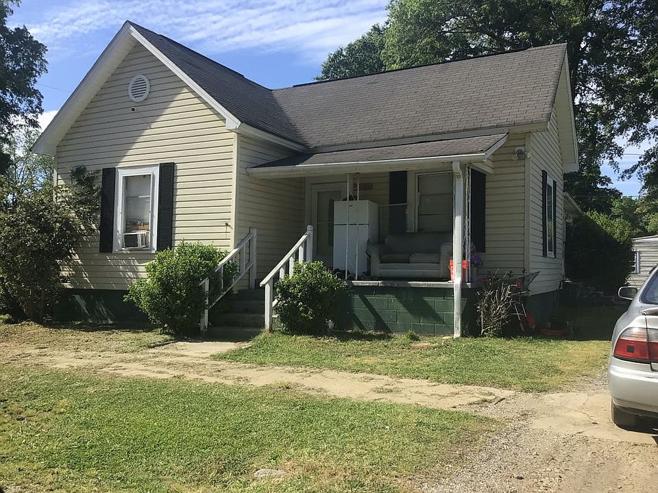 2nd image of 30 Jackson Ave