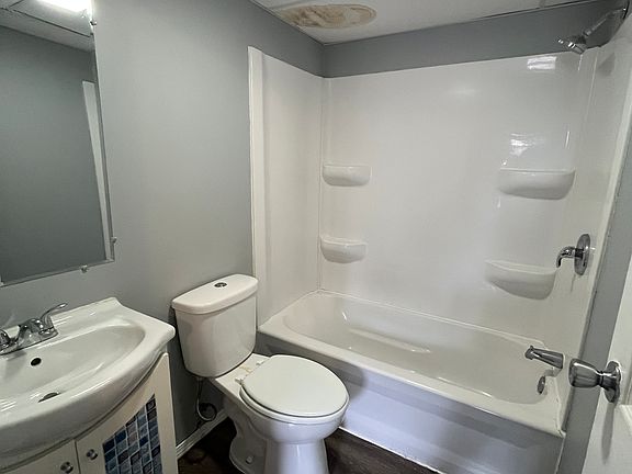 2nd image of 1223 S Franklin St Unit B
