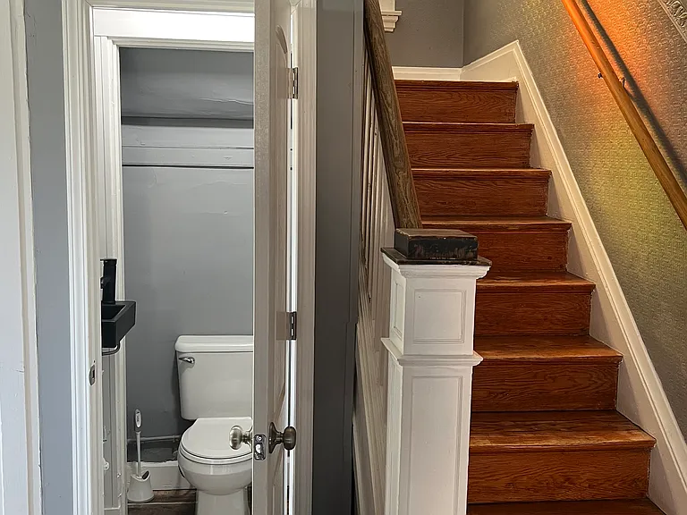 1867 Clarion Ave — Photo 7
