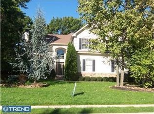 12 Fawnwood Dr, Voorhees, NJ 08043