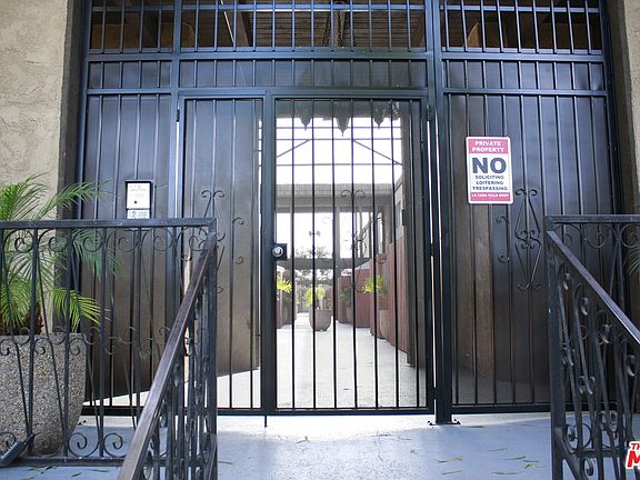 2nd image of 622 W Regent St APT 1