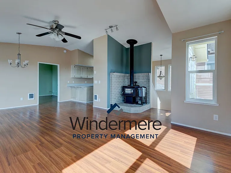 236 Calhoun Loop — Photo 6