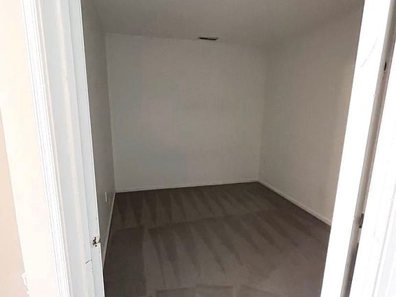 2nd image of 204 Loring Ct #204