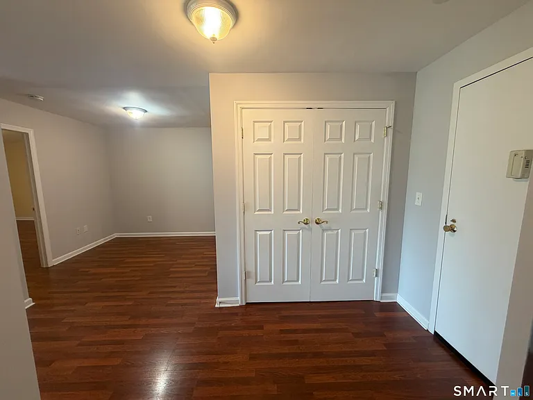 1460 Elm St #330 — Photo 5