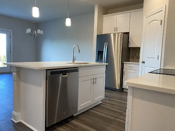 367 Coleman Ct — Photo 1