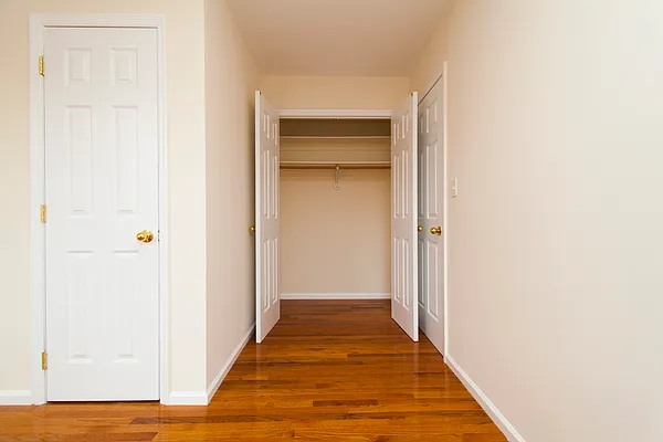 Rented by Century 21 American Homes | media 29