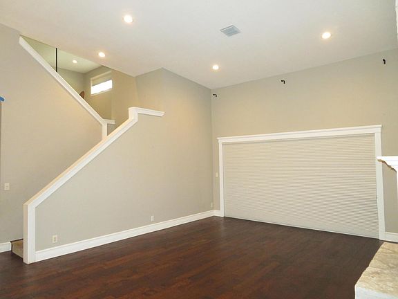 4th image of 18480 SE Lakeside Drive