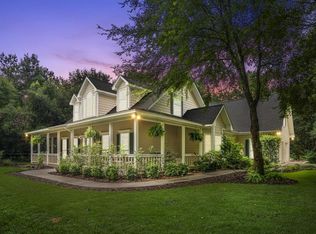 107 Central Trace Dr, Montgomery, TX 77316