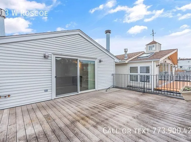 1213 W Roscoe St — Photo 21
