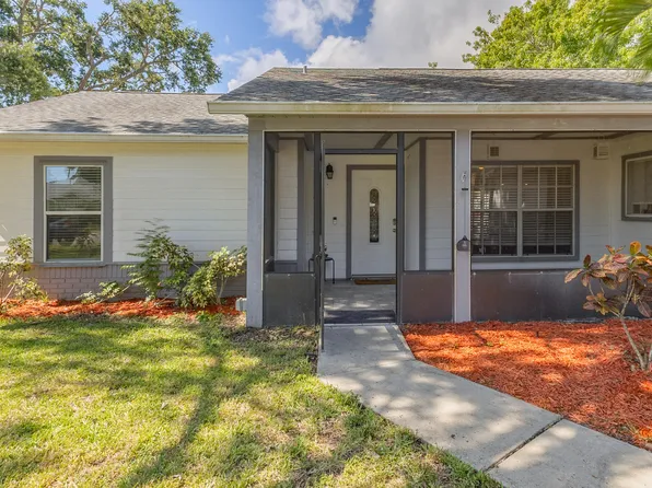 141 Crystal Lake Rd, Melbourne, FL 32901