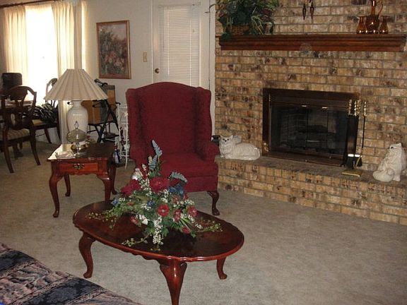 2nd image of 2526 Santa Cruz Ln
