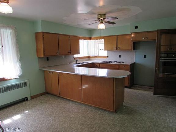 4th image of 1785 Horns Ln NW