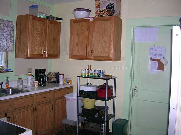 3rd image of 11806 Ann St
