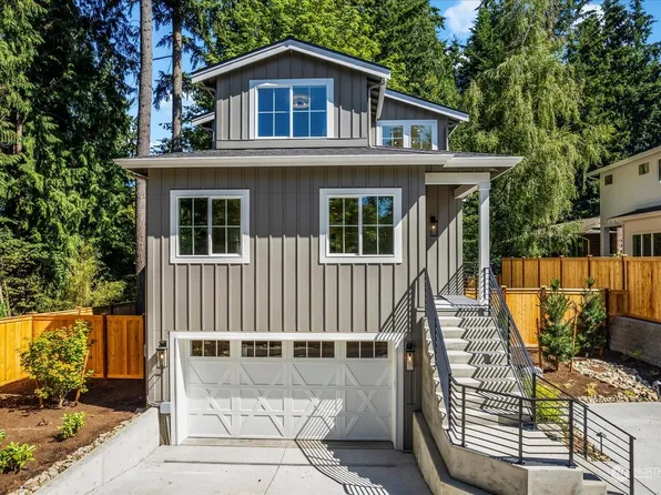 10413 130th Avenue NE, Kirkland, WA 98033