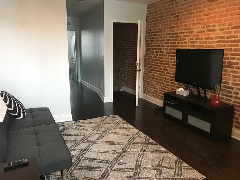 119 S Highland Ave #2 — Photo 16
