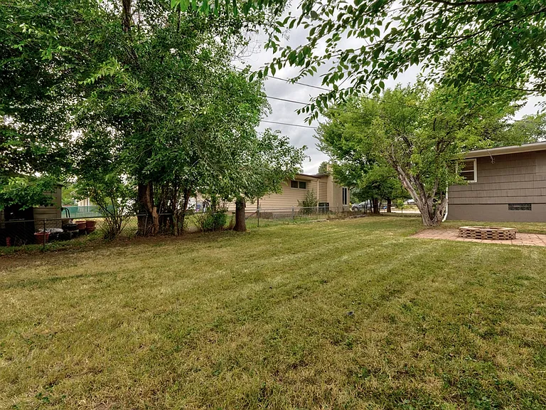 4633 Capitol St — Photo 7