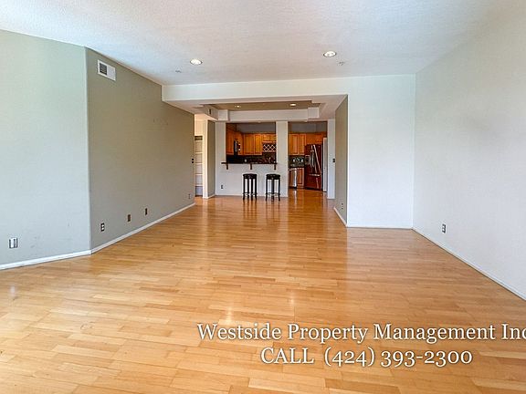 3rd image of 3460 S Centinela Ave APT 506