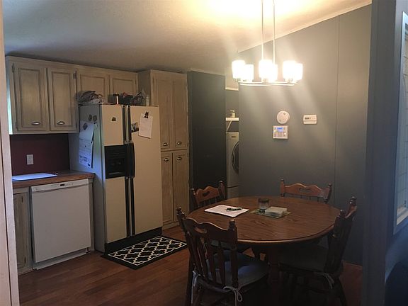 2nd image of 1826 Highway F