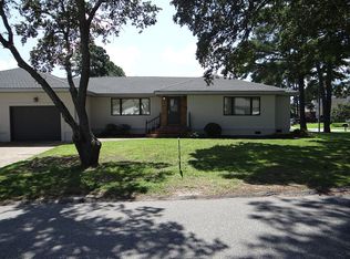 2945 Lynnhaven Dr, Virginia Beach, VA 23451
