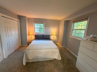 6008 Dewey Dr #D, Alexandria, VA 22310