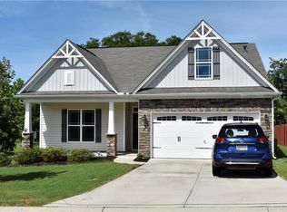 111 Caledonia Dr, Easley, SC 29642