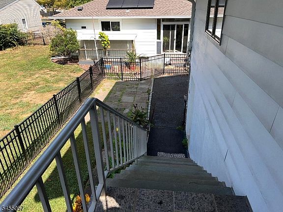 2nd image of 366 N Harrison St