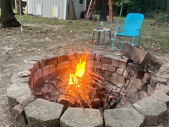 3rd image of 96 Enid Ln