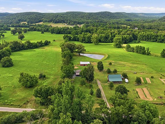 2nd image of 241 Cole Mountain Rd