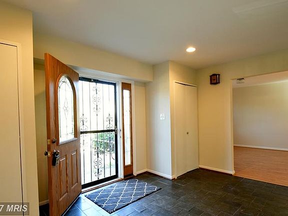2nd image of 6022 Shaffer Dr