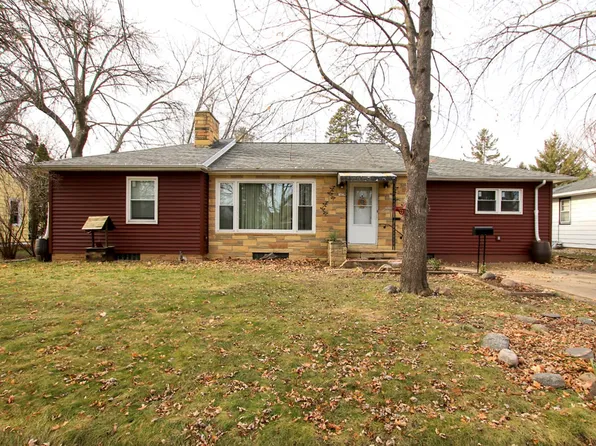 1609 Judd Ave N, Glencoe, MN 55336