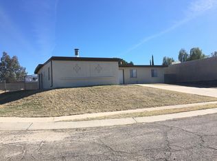 9630 E Sellarole Rd, Tucson, AZ 85730