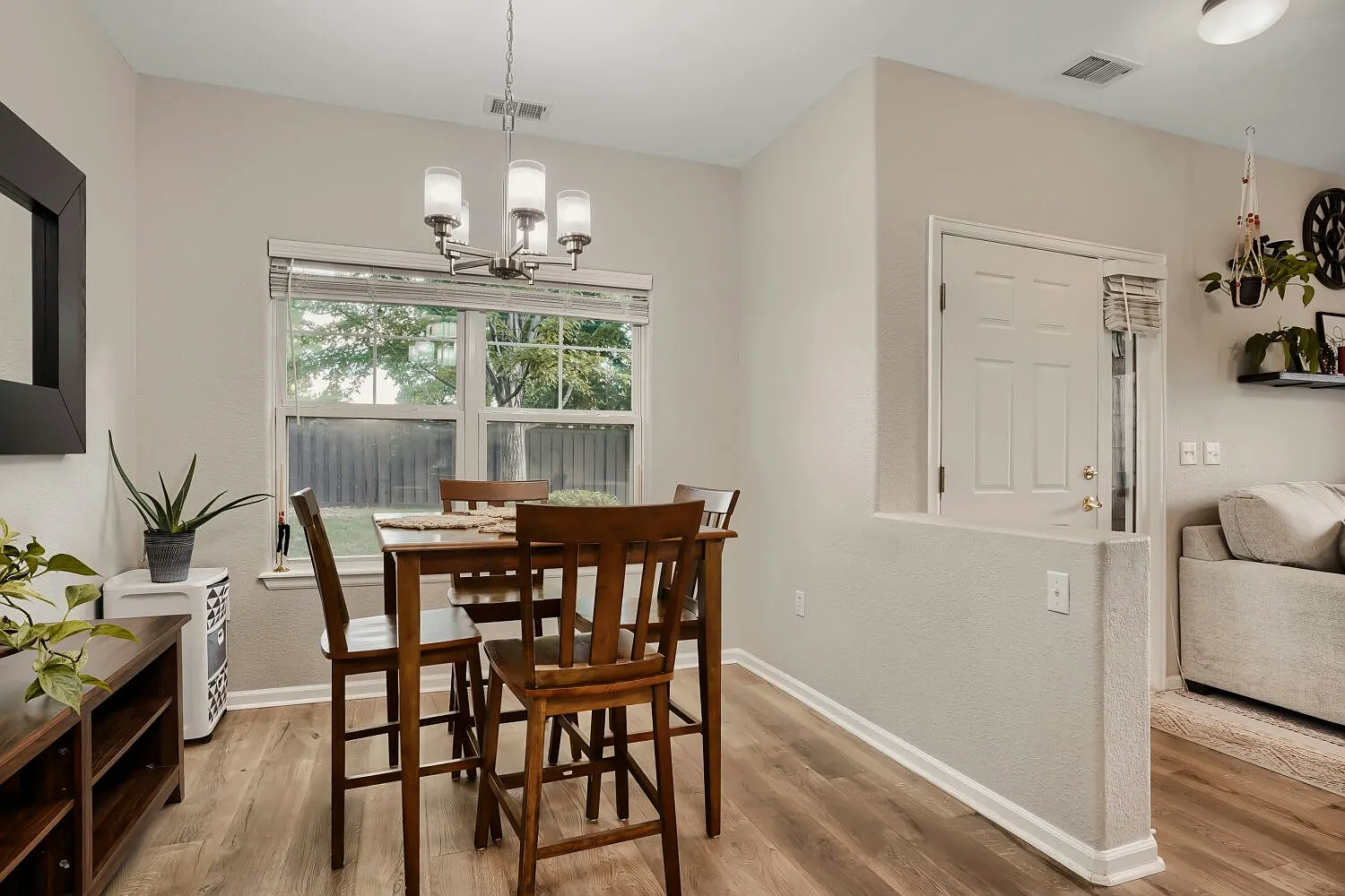 3580 Boulder Circle — Photo 1