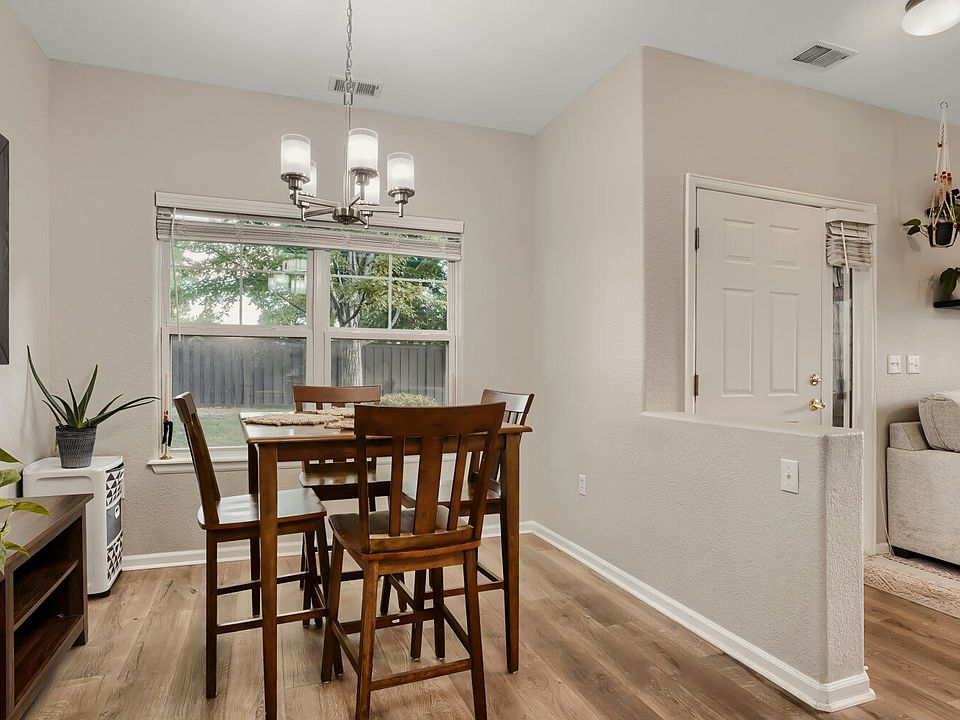 1st image of 3580 Boulder Cir