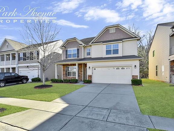 3rd image of 12407 Hunting Birds Ln