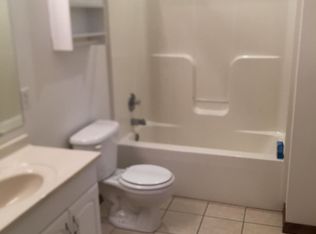 606 S Lee St APT 1, Bloomington, IL