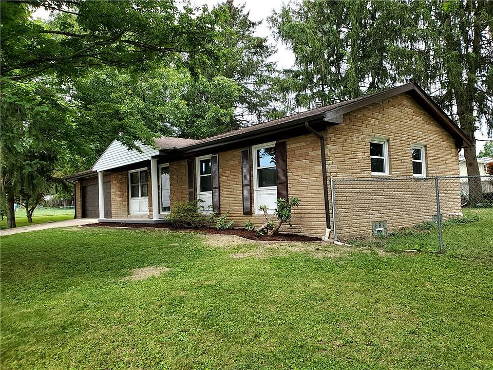 1st image of 68 Nancy Dr