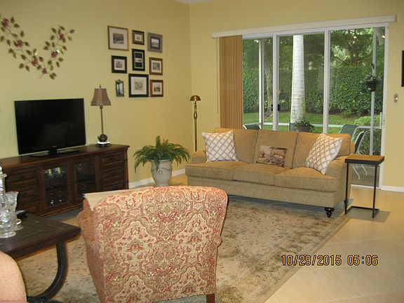 4th image of 11800 Castellon Ct