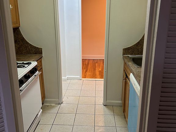 3rd image of 3310 Nostrand Ave APT 503
