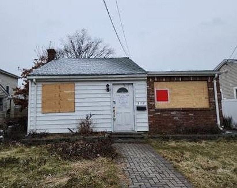 1st image of 3112 Royal Ave