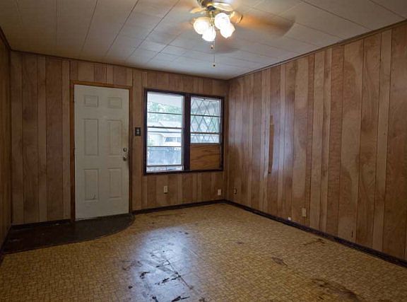 3rd image of 1310 E Anaqua Ave