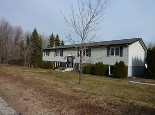 8114 Grand Ave, Duluth, MN 55807
