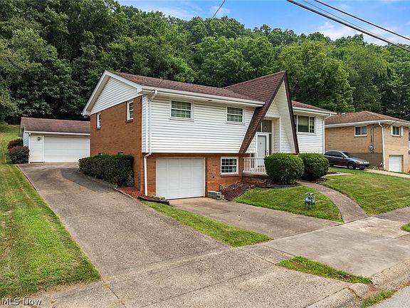 3rd image of 333 Patricia Ave