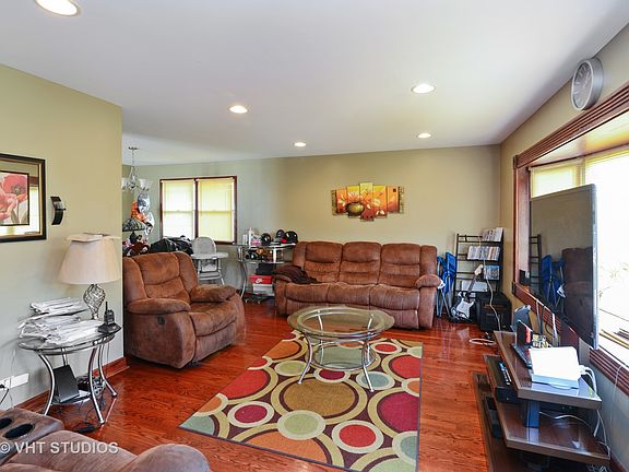 3rd image of 14645 Memorial Dr