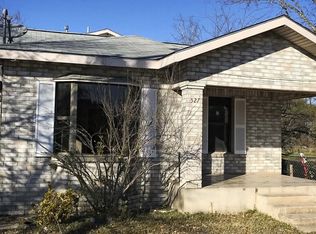 527 Essex St, San Antonio, TX 78210