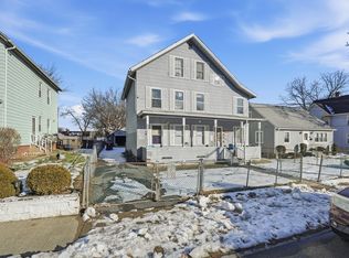 26 Vernon St, Holyoke, MA 01040