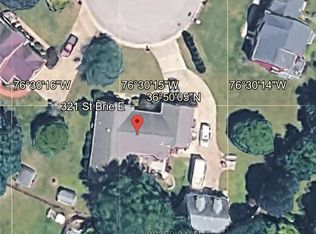 321 Saint Brie E, Suffolk, VA 23435