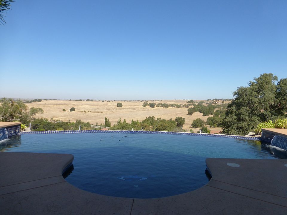 1st image of 3280 Black Oak Dr