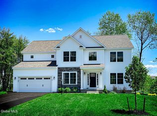 14 Stone Creek Drive, East Greenbush, NY 12061